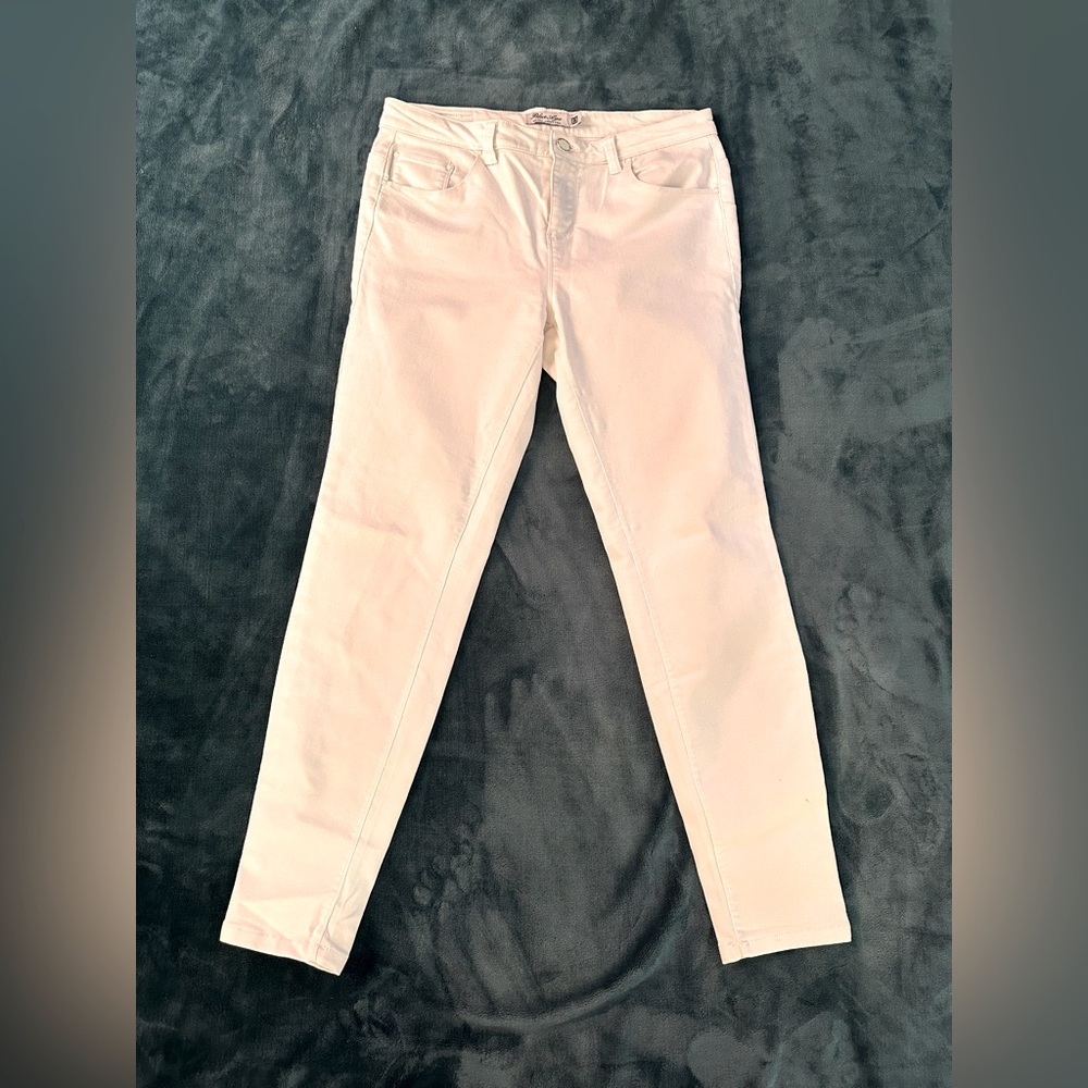 Stylish Women's White Jeans